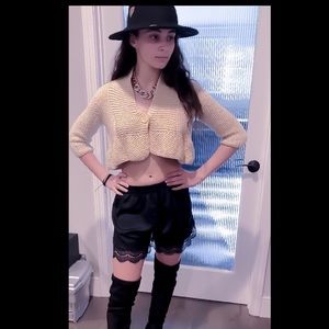 Adorable cropped cotton sweater